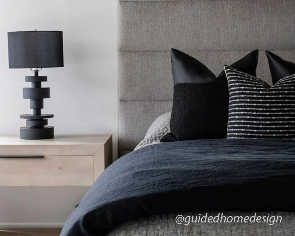 Indi, All Black, Boucle - Image 4